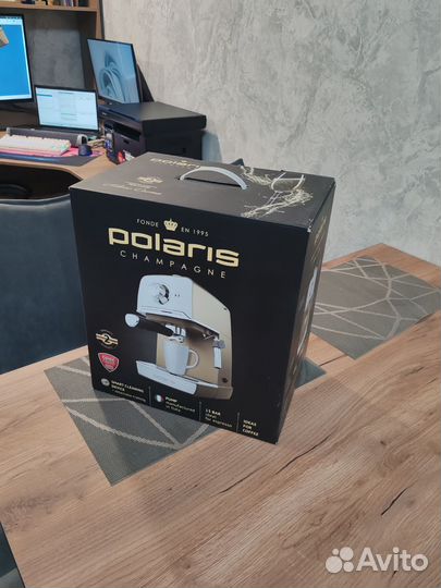 Кофемашина polaris