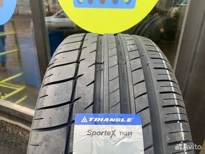 Triangle TH201 235/45 R20 Y