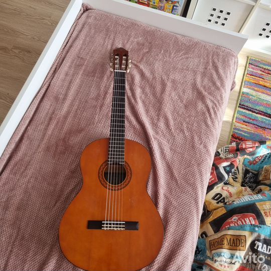Гитара yamaha C40