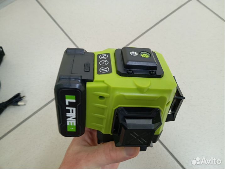 Лазерный уровень 3D 360 самовыравнивающийся