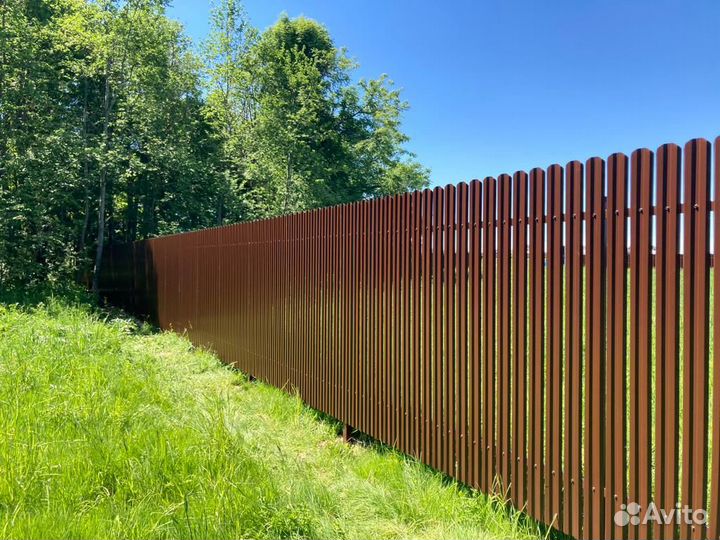 Забор из евроштакетника под ключ