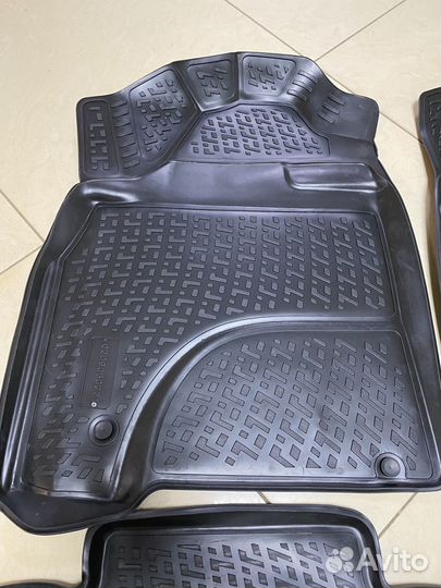 Коврики в салон Land Cruiser 200