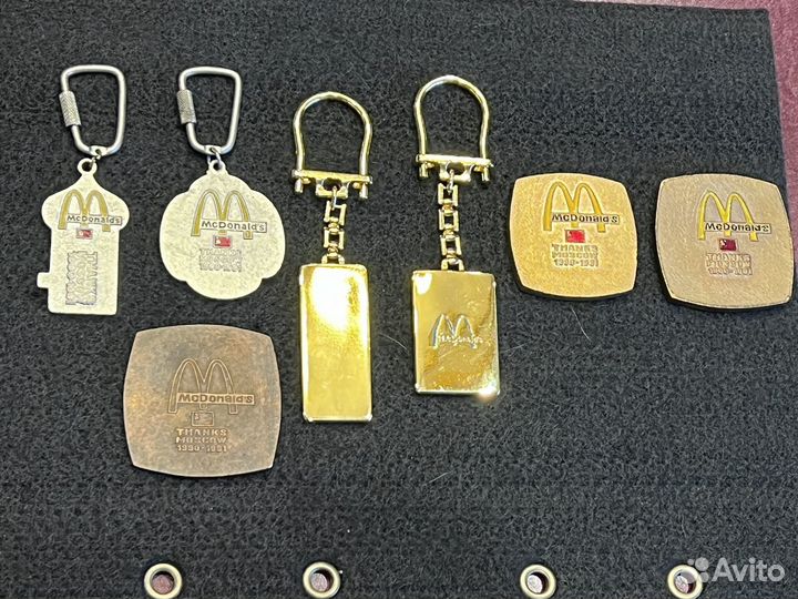 Коллекция значков Макдоналдс СССР (1990-1991)
