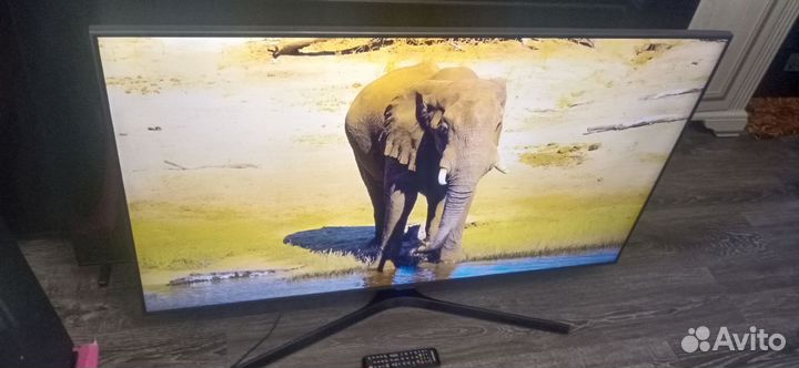 Телевизор Samsung UE50TU7560U