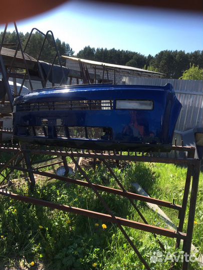 Продам передний бампер от BB