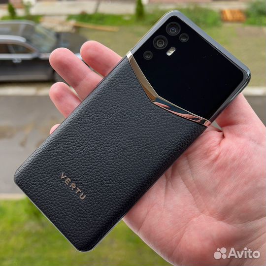 Vertu iVertu 5G Jade Black Calf, 12/512 ГБ