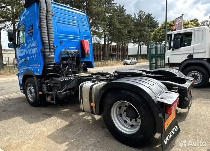 Pазбираем грузовик Volvo FH 2008-2013