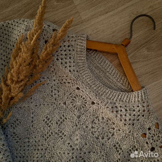 Женский пуловер ручная работа
