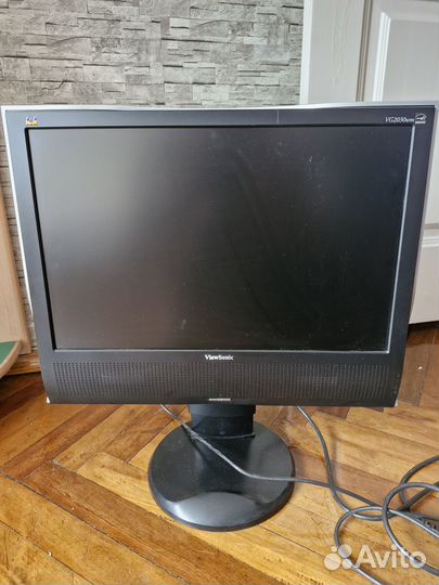 Монитор 22 дюйма ViewSonic VG2020WM