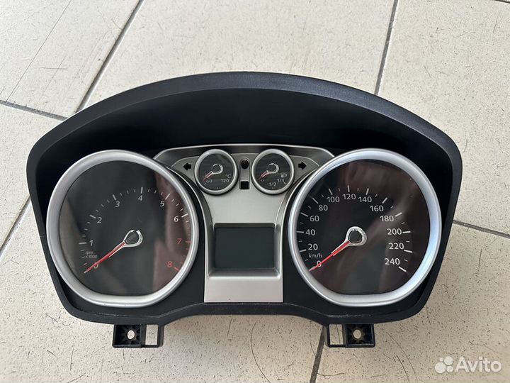 Панель приборов Форд Фокус 2 Ford Focus 2