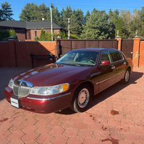 Lincoln Town Car 4.6 AT, 1999, 210 000 км, с пробегом, цена 1 350 000 руб.