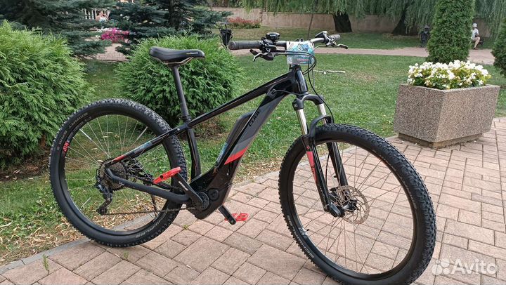 Электровелосипед Cube Access