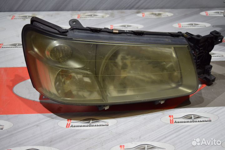 Фара право c Subaru Forester SG5 EJ202