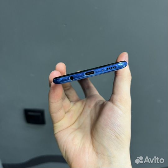 Samsung Galaxy A50, 6/128 ГБ