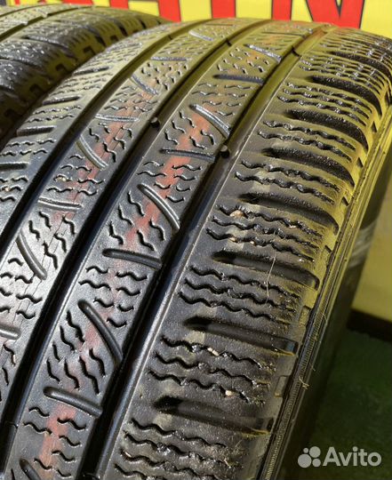 Pirelli Carrier Winter 235/65 R16C 115R