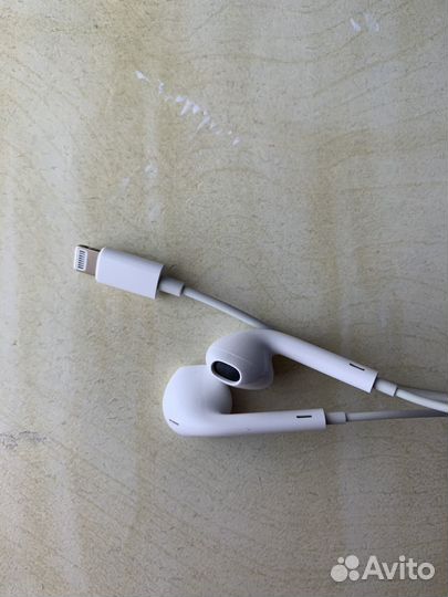 Наушники apple earpods lightning