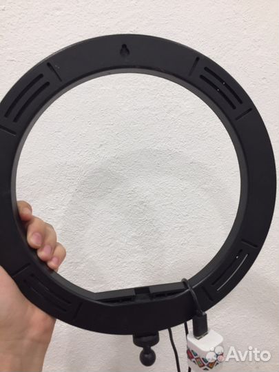 Кольцевая лампа