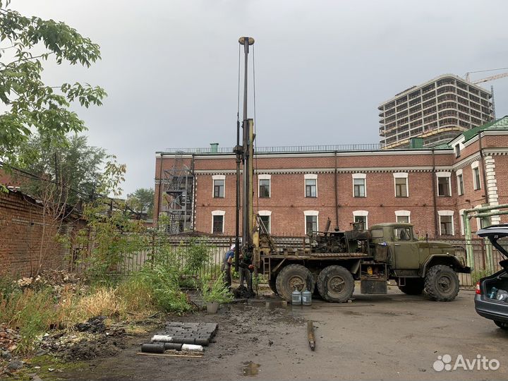 Буровая установка ЗИЛ ПБУ-1, 1990