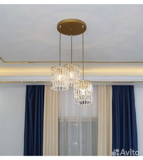 Люстра подвесная хрустальная над столом