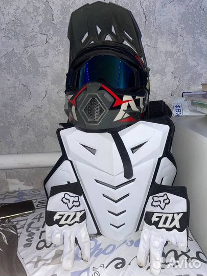 Продам мотоцик,300сс