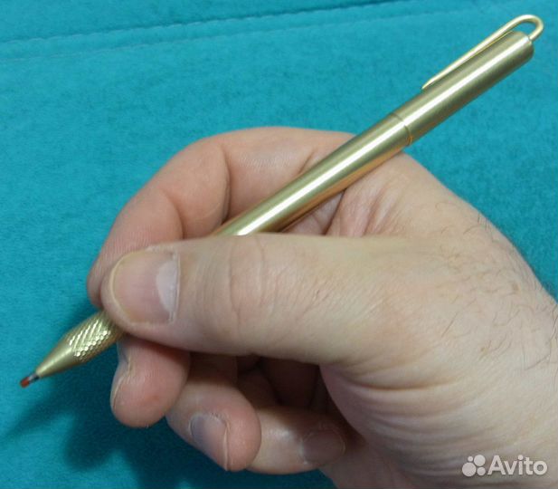 Металлическая гелевая (шариковая) ручка для письма