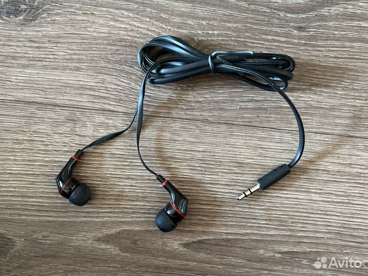 Наушники