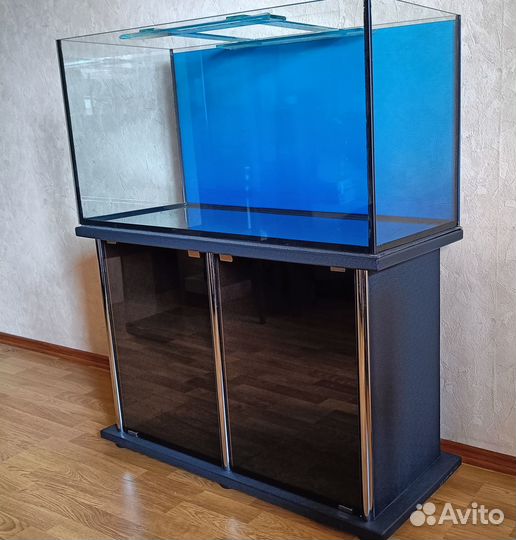 Аквариум с тумбой 200 литров