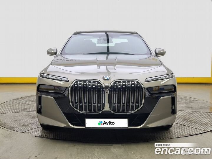 BMW 7 серия 3.0 AT, 2022, 4 114 км