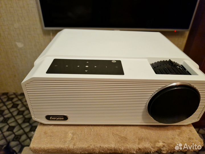 Проектор everycom hq9A mirroring