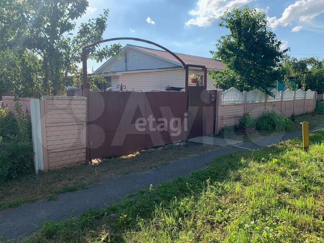 Дом 56 м² на участке 2 сот.