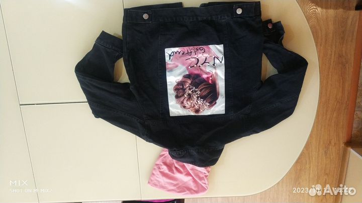 Джинсовая куртка для девочки