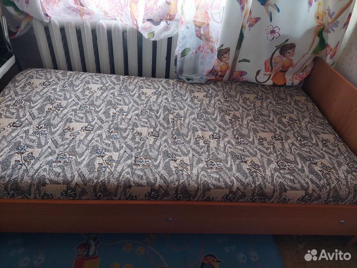 Кровать полуторка