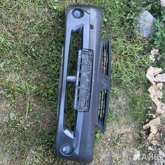 Бампер рено логан