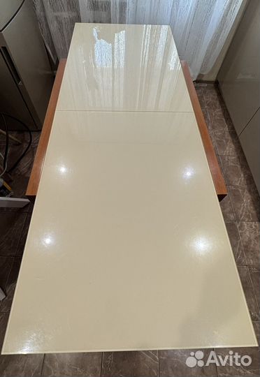 Кухонный стол