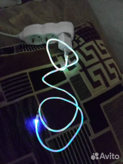 Переливающийся светодиодный кабель