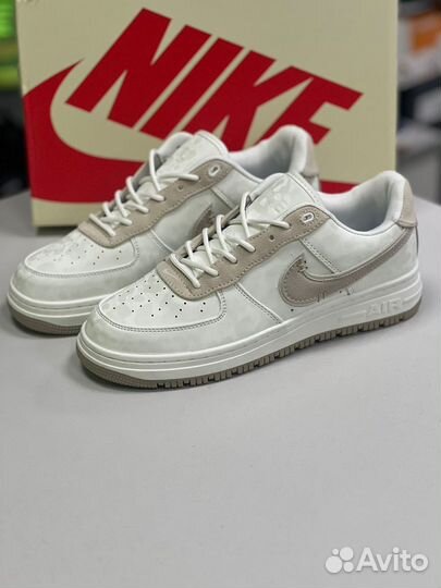 Кроссовки Nike Air Force 1