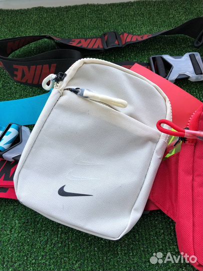 Сумка Nike через плечо