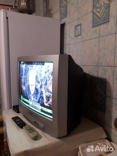 Телевизор LG RT-21CA50M