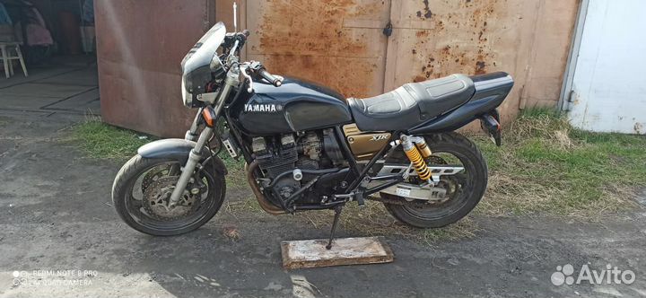 Продам Yamaha XJR 400