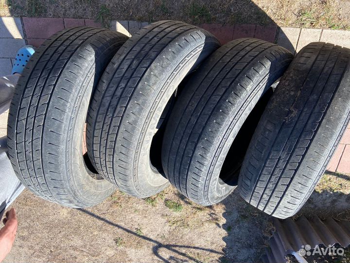Kumho Solus KL21 235/65 R17