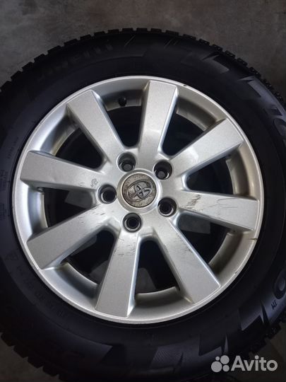 Зимние колёса Toyota 215/60/16 Pirelli