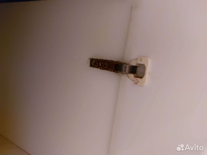 Раковина в ванную с тумбой и зеркалом