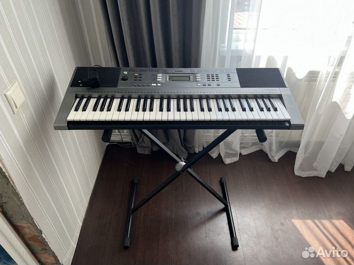 Yamaha psr e353