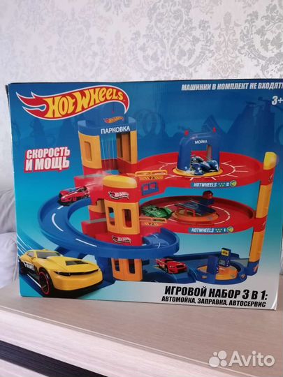 Игрушка парковка трек