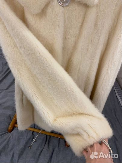 Шуба норковая с капюшоном