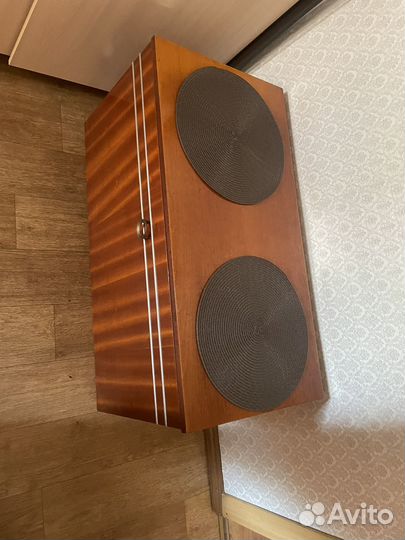 Продам тумбу