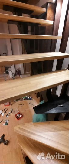 Лестница на металлокаркасе с доставкой и монтажом