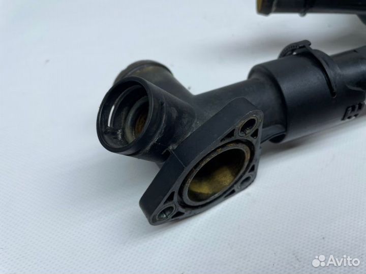 Корпус термостата Volkswagen Touareg FL 3.6 2015