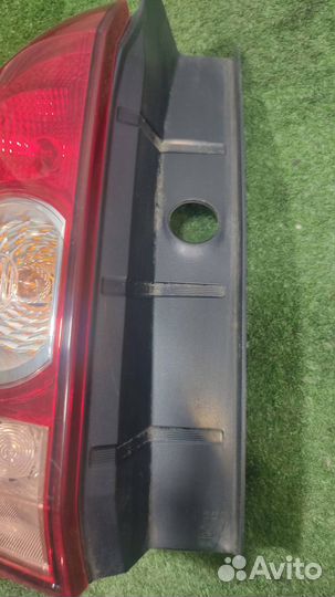 Фонарь задний наружный левый Renault Duster 2015
