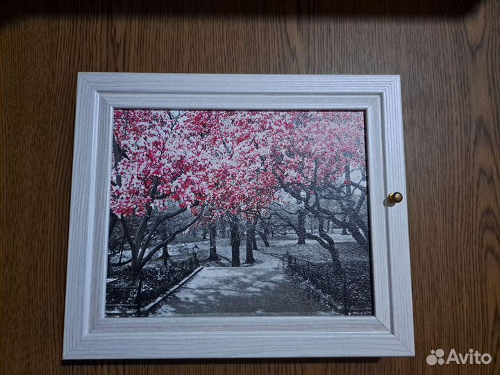 Ключница настенная